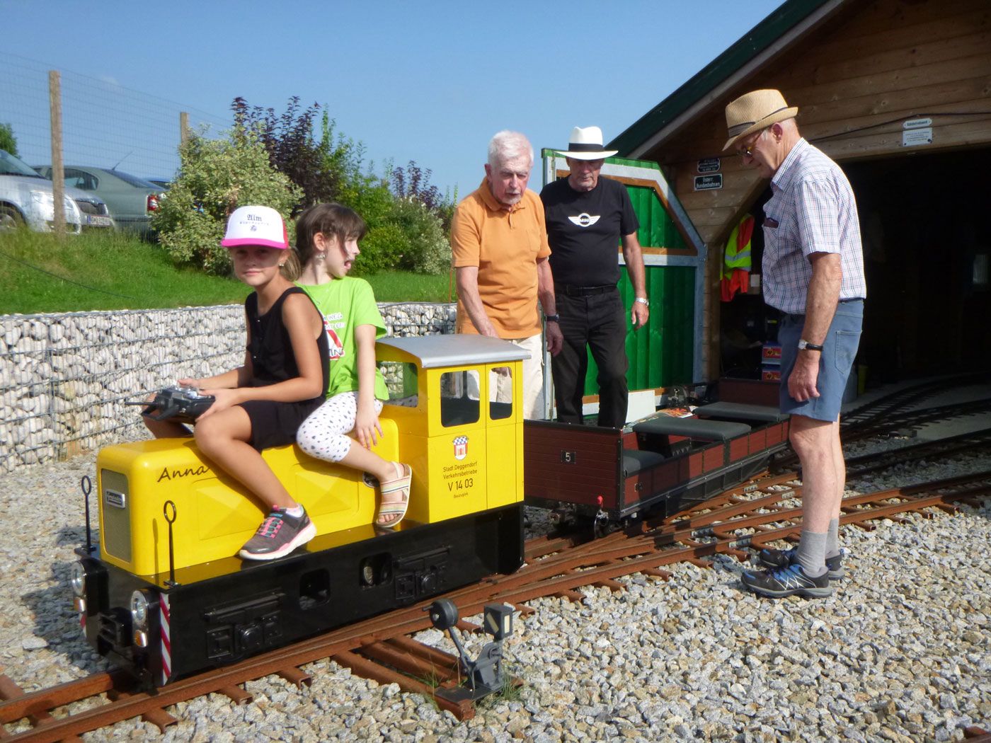 Expertentreffen der Parkbahnszene Süd auf der Obralino Minibahn 2020, in Neukirchen an der Vöckla