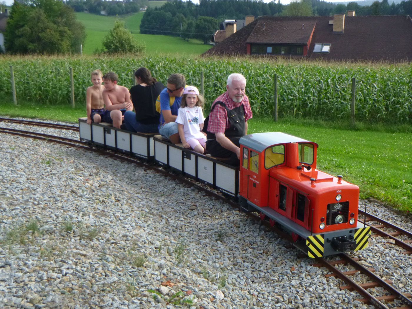 Expertentreffen der Parkbahnszene Süd auf der Obralino Minibahn 2020, in Neukirchen an der Vöckla